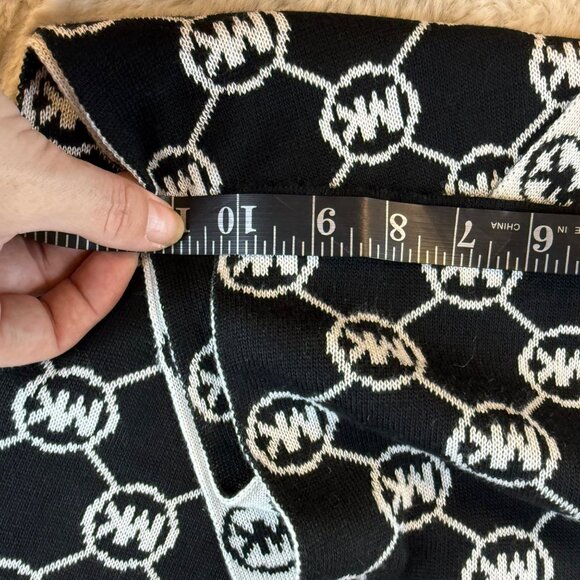 Michael Kors Knit Beanie & Scarf Set Black White Logo Pattern O/S NWT - Picture 5 of 6